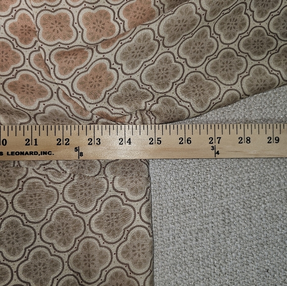 Vintage Finity Naturals 100% Silk Blouse with Cute Salmon and Cream Print. 2x - Picture 7 of 10